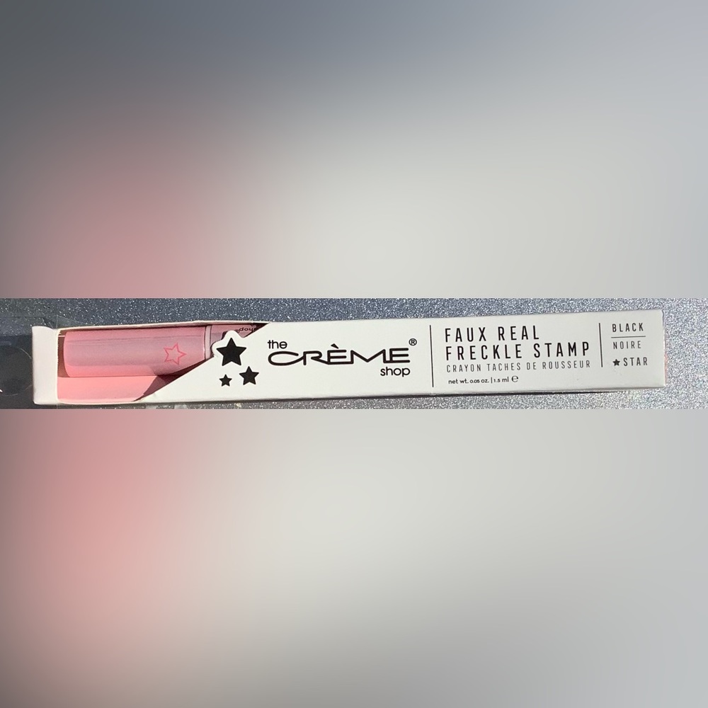 ❤️The Crème Shop❤️NEW Dual-ended eyeliner & Faux Freckle Star Stamp